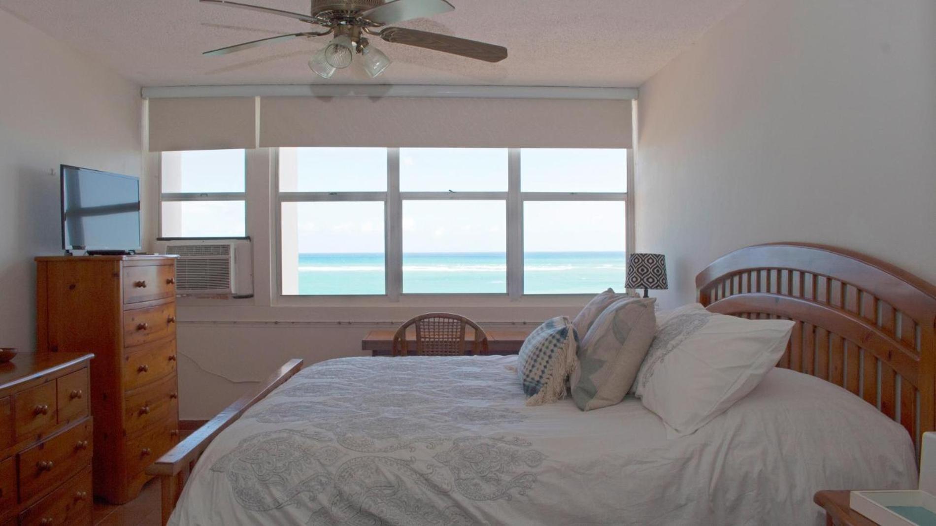 Atlantic View Apartment San Juan Bagian luar foto